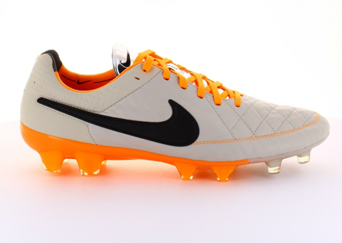 Nike tiempo calcetto opinioni deals